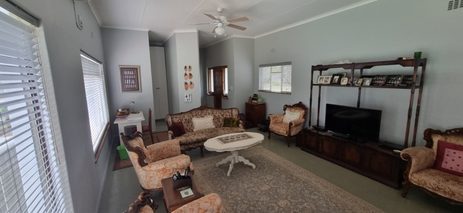 4 Bedroom Property for Sale in Porterville Western Cape
